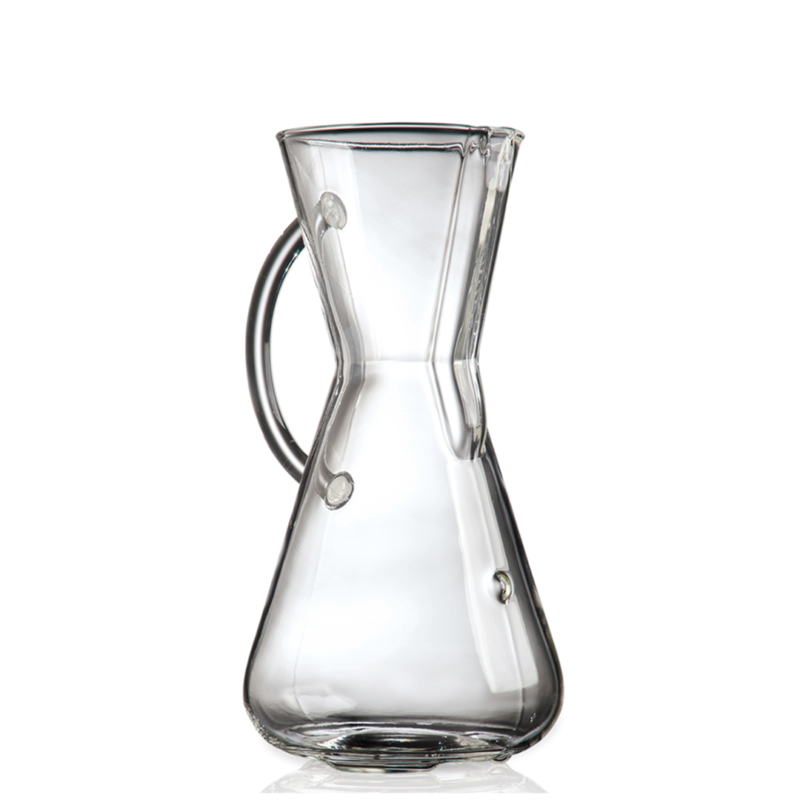 Her ses en Chemex kaffebrygger med glashåndtag i størrelsen 3 kop