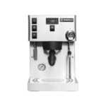 Rancilio Silvia Pro X Dual Selve maskinen er af rustfrit stål, så den har en sølv farve. Gruppehovedet er sort og det samme er knapperne. Gruppehovedet sidder i midten, steamarmen i højre side, vand udtrak til venstre. Nede i venstre hjørne, kan en tryk termometer ses.