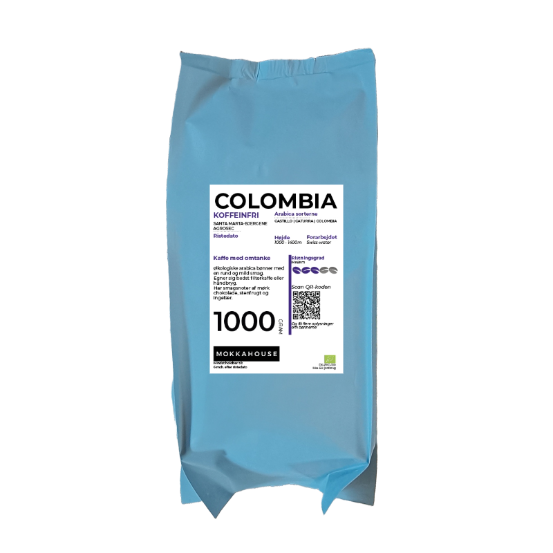 Blå kaffepose med etiketten 'Colombia Koffeinfri', som indeholder 1000 g økologiske koffeinfrie arabica-bønner med smagsnoter af mørk chokolade, stenfrugt og ingefær, fra Mokkahouse.
