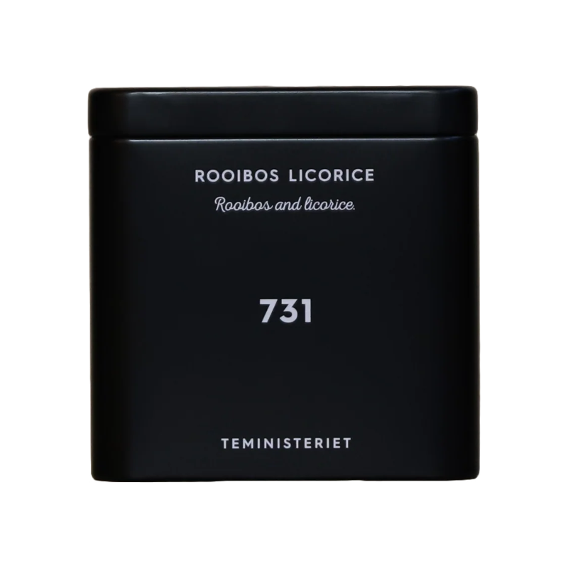 Sort te dåse med teksten 731 Rooibos Licorice og "Rooibos and licorice" fra Teministeriet, sort minimalistisk design.