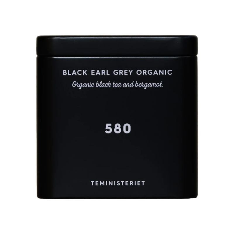 580 Earl Grey tin dåse er en sort dåse.Sort te i sort dåse – Teministeriet Black Earl Grey Organic te i en elegant sort metaldåse med minimalistisk design og hvid skrift.