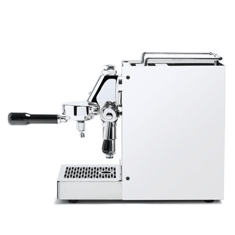 Quick Mill Carola espressomaskine i rustfrit stål set fra siden.